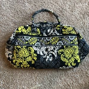 Vera Bradley small duffle/overnight bag